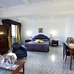 Lloyd's Baia Hotel Vietri