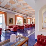 Hotel Lloyd's Baia 4*