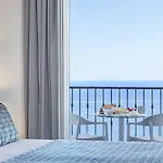Hotel Lloyd's Baia 4*