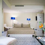 Hotel Lloyd's Baia Vietri