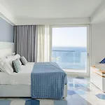 Hotel Lloyd's Baia