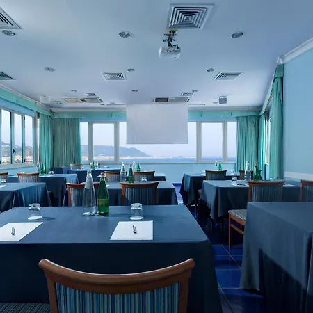 Hotel Lloyd's Baia