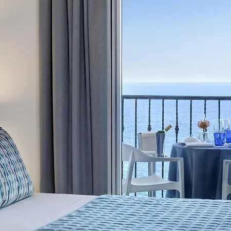 Hotel Lloyd's Baia Vietri