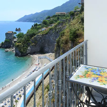 Lloyd's Baia 4* Vietri