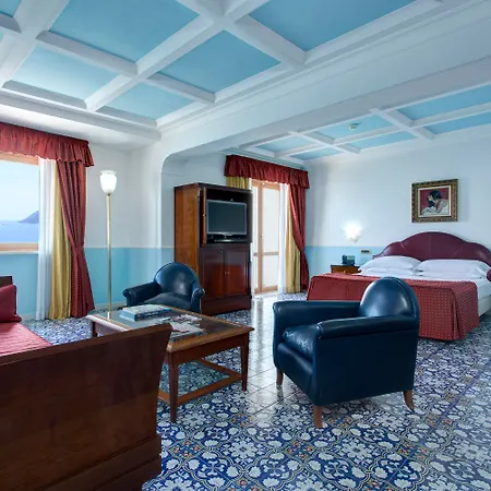 Lloyd's Baia Vietri sul Mare